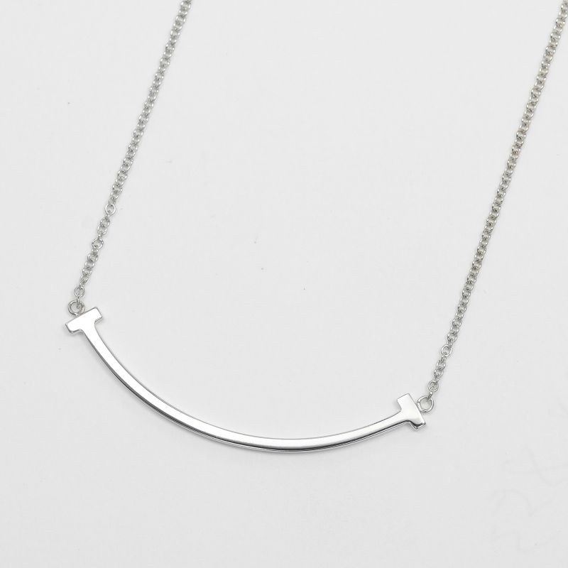 Tiffany & Co T-smile Small 18kwhite Gold Ladies 3g Necklace