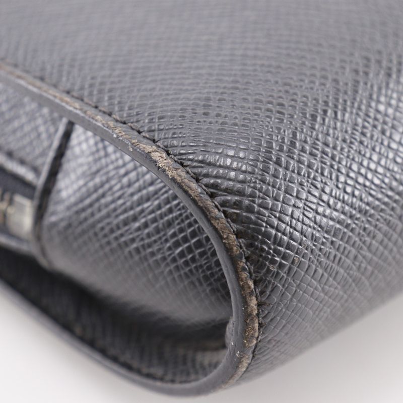 Louis Vuitton Baikal M30182 Taiga Ardoise Black Vi0094 Men's Second Bag