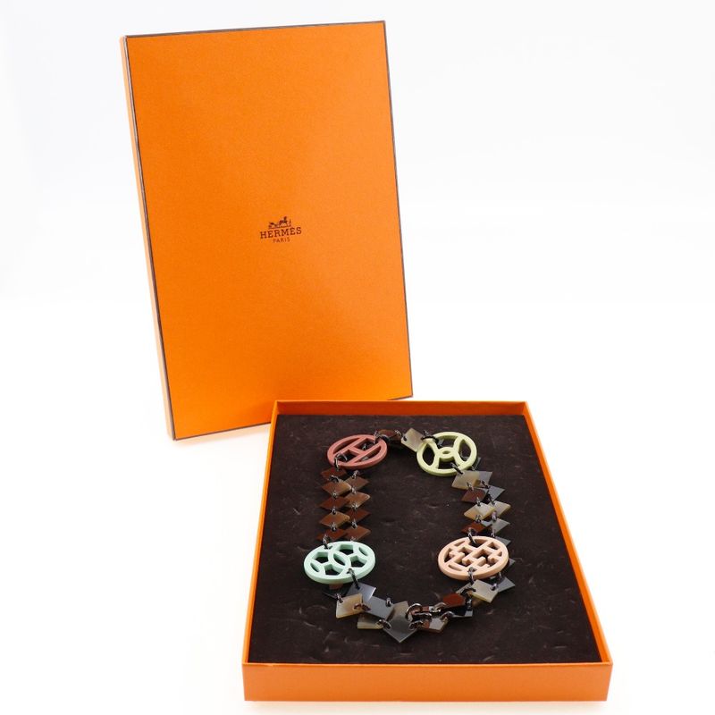 Hermes Diva Buffalo Horn Ladies 40.7g Necklace