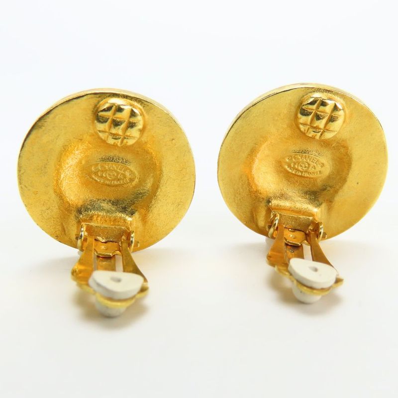 Chanel Earring Coco Mark Metal Gold Plated Accessories 94A Ladies Women Chanel