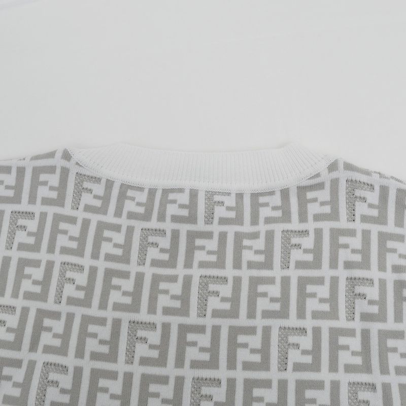 Fendi Zucca Pattern Knit T-shirt Fzy443 AKEW F1hxt 50 Size White Gray