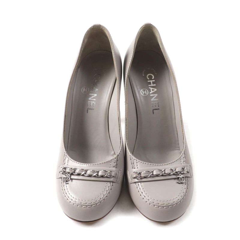 CHANEL G31145 Coco Mark Chain Decoration Round Toe Leather Pumps Grey Silver