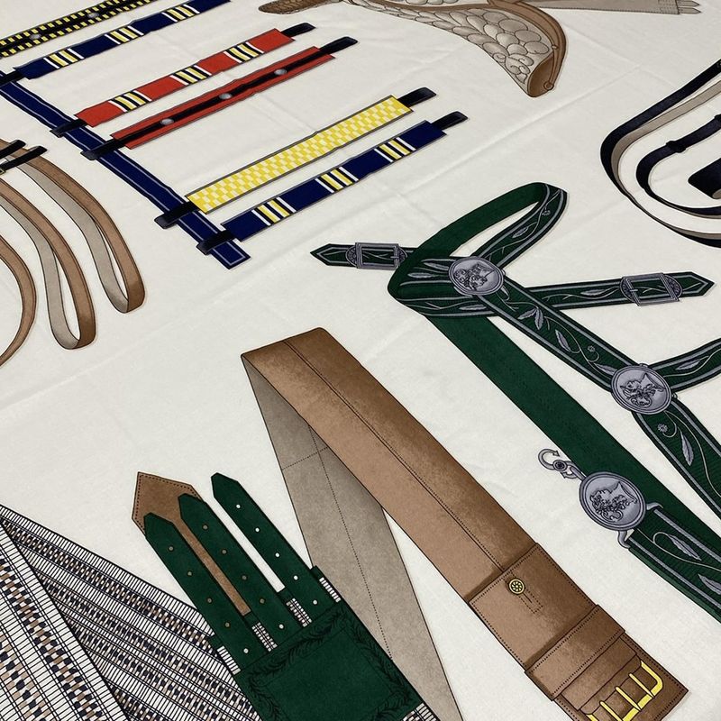 Hermes Stole (shawl) Carre Geant/shawl Carre 140 H244039s Ivory X Black X Multi