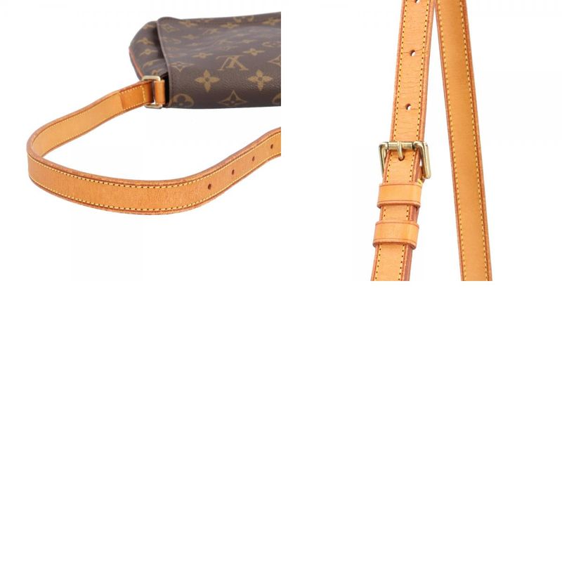 Louis Vuitton Musette Salsa Short Monogram Shoulder Bag Monogram Canvas M51258