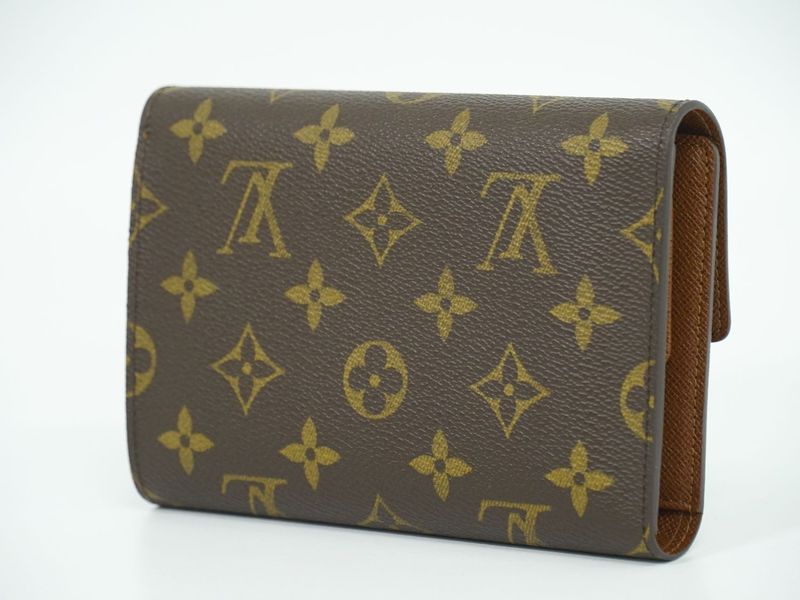 Authentic Louis Vuitton LV Porte Trésor Eteux Chiquier Monogram Fold Wallet