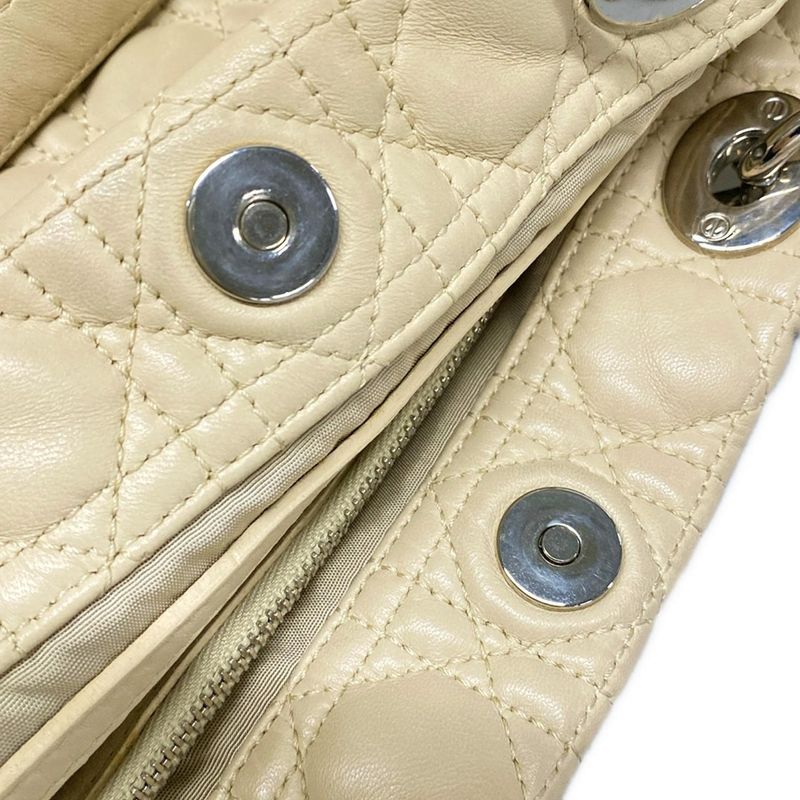Dior/christian Dior Tote Bag Canage Stitch Ivory Chain Shoulder/silver Hardware