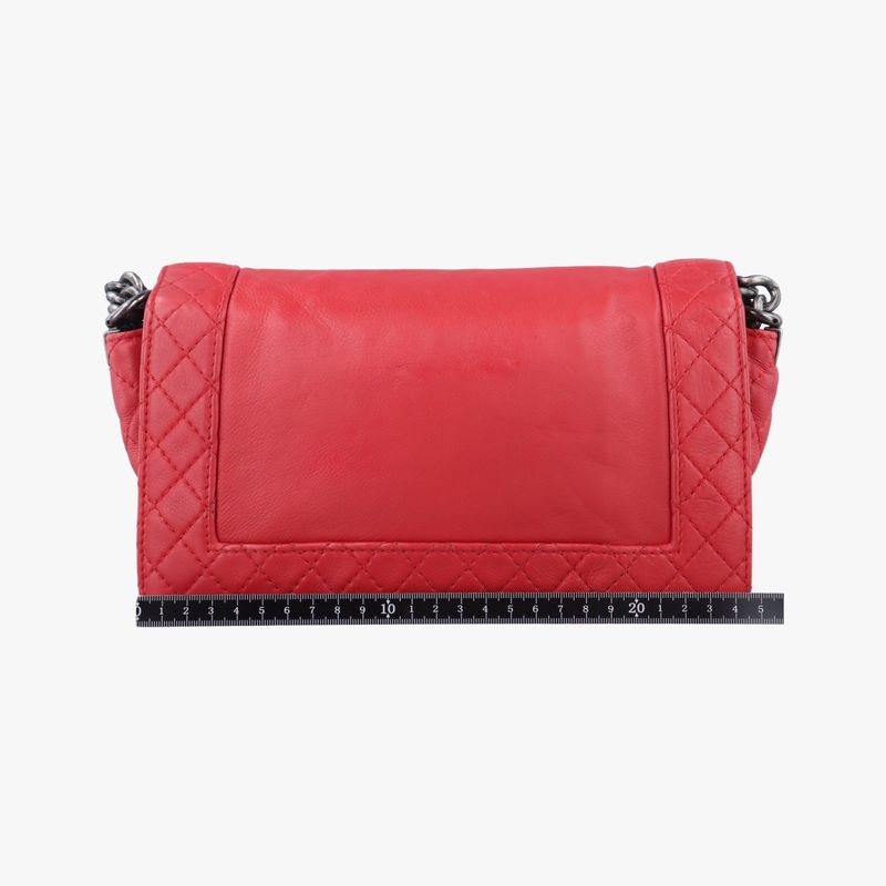 Chanel Boy Chanel Red Lambskin A67946 18786518