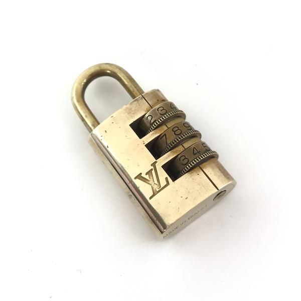 Louis Vuitton Cadena Dial Padlock Gold 