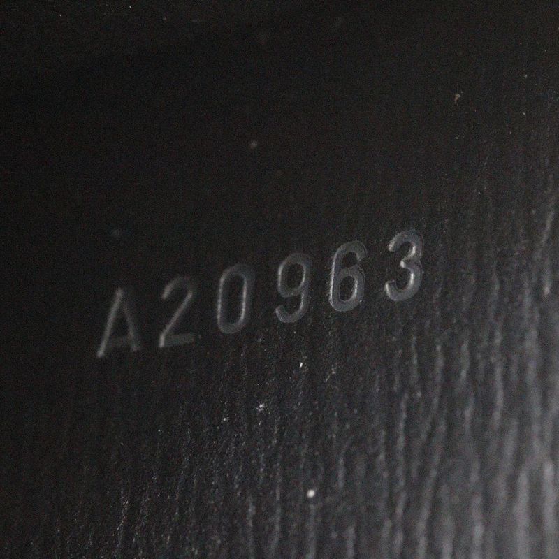 Louis Vuitton Pochette Arche 2WAY Clutch M52572 Epi Leather Noir Black A20963