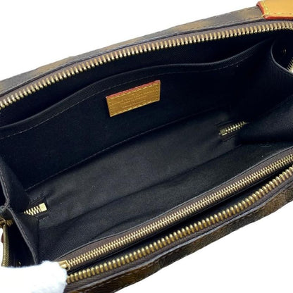 Louis Vuitton Shoulder Bag Soft Trunk M81580 Bruery Monogram Louis Vuitton