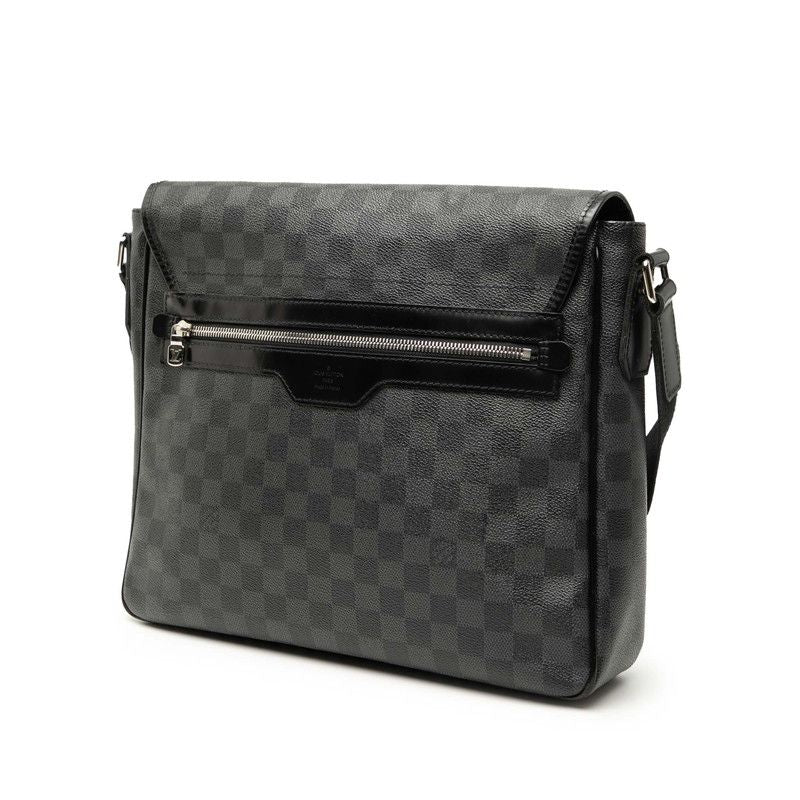 Louis Vuitton Damier Graphite Daniel MM Crossbody Shoulder Bag N58029 Black PVC