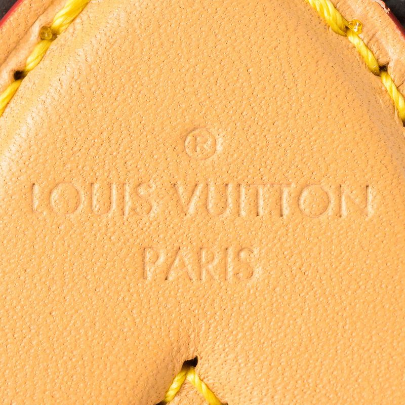 Louis Vuitton Handbag Deanne Brown/fuchsia