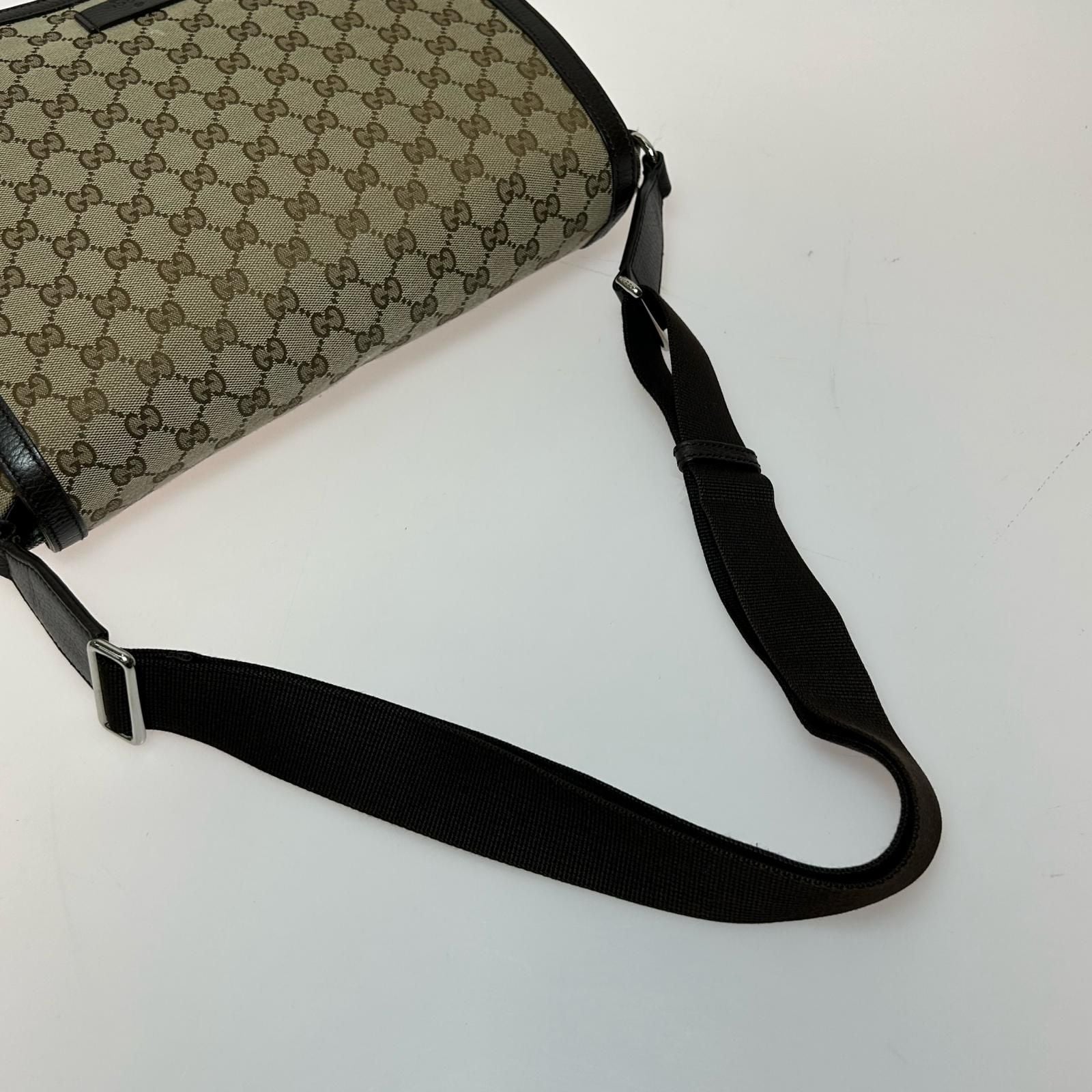 Gucci Shoulder Bag GG Canvas Outlet