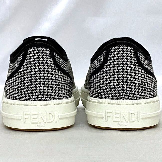 Fendi Sneakers Ec21385 White Black Staggered