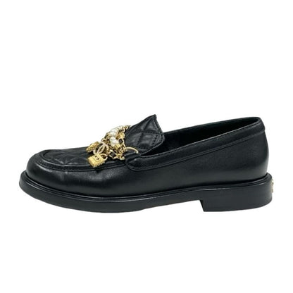 Chanel Loafer Leather Shoes Leather Black Gold Here Mark Chain Matelasse Pearl