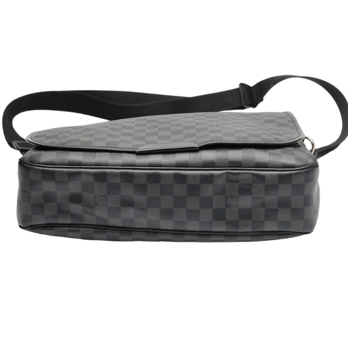 Louis Vuitton Damier Graphite Shoulder Bag Daniel GM
