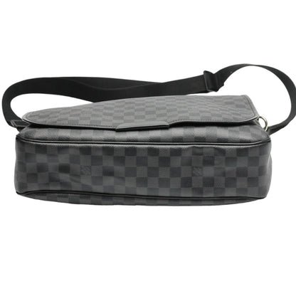 Louis Vuitton Damier Graphite Shoulder Bag Daniel GM