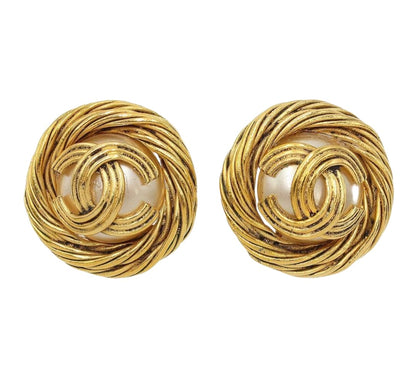 Chanel Fake Pearl Coco Mark Round Earring