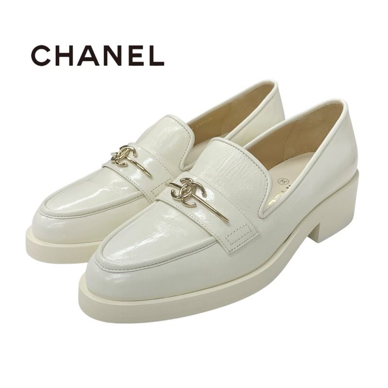 Chanel Loafer Leather Shoes Leather White Gold Here Mark