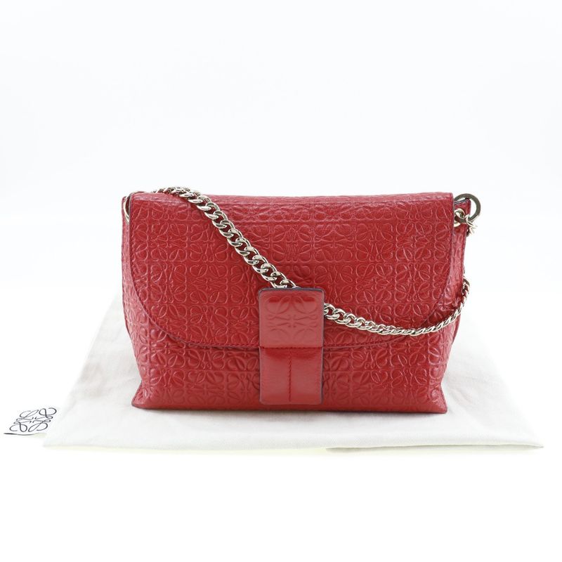 Loewe Avenue Repeat Anagram Chain Shoulder Calf Red Ladies Shoulder Bag