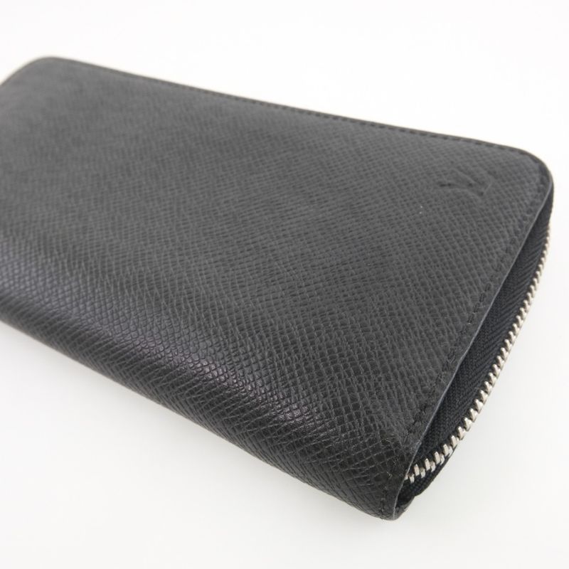 Louis Vuitton Zippy Wallet Vertical M32822 Taiga Black Ca1103 Unisex Long Wallet