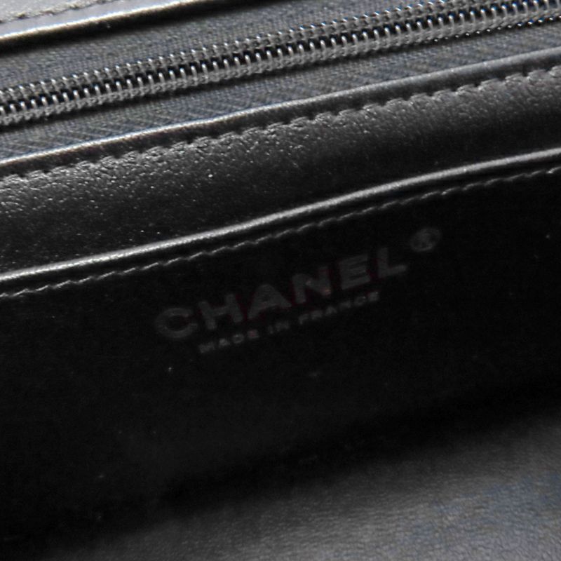 CHANEL A69900 Mini Matelasse 20 Lambskin Random Serial Chain Shoulder Bag Black