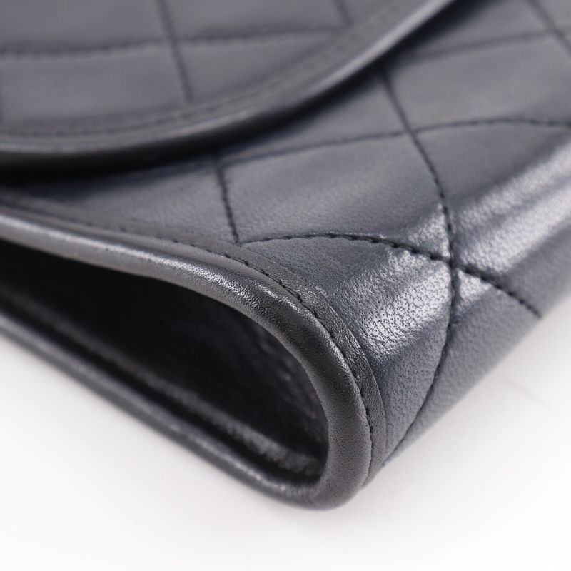 Chanel Matelasse Mini/agneau Tanne Chain Pochette Vintage C00060 Lambskin Black