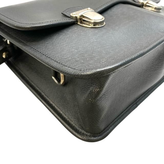 Louis Vuitton M32472 Taiga Alexei Shoulder Bag Crossbody Bag Leather Black