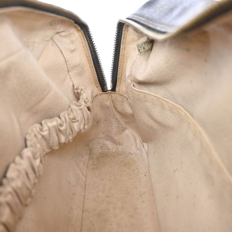 Louis Vuitton Trousse Toilette 28 Clutch Bag Monogram M47522 04ka711