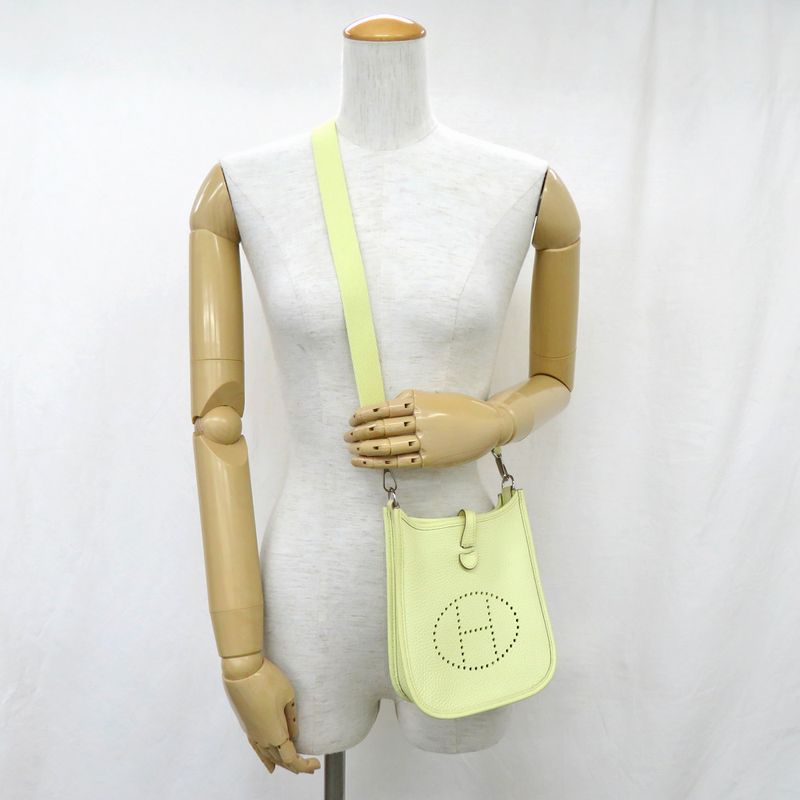 Hermes Evelyne T PM 16 Joanne Milton Taurillon Clemence W Engraved 2024