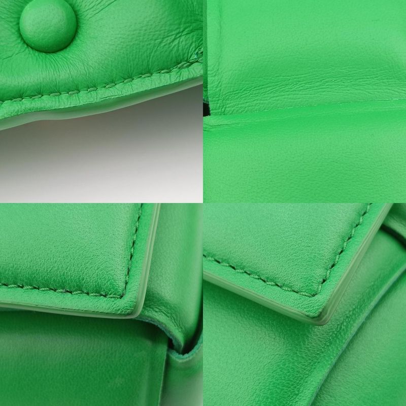 Bottega Veneta The Chain Cassette Green Lambskin B09108320p