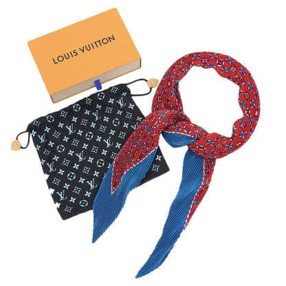 Boxed Super Louis Vuitton Current Tag Monogram Carrée Plissé Angels 100% Silk