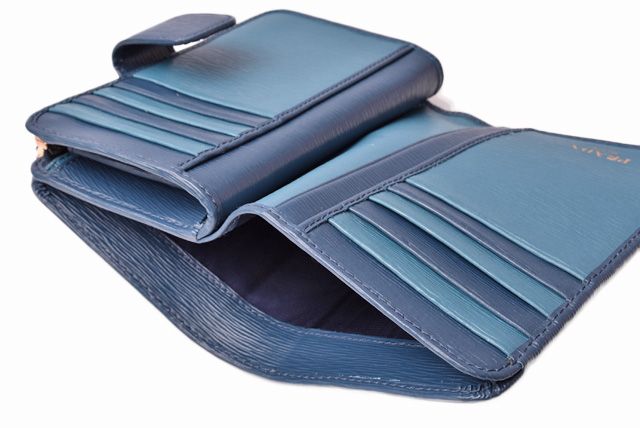 Unused Prada Fold Over Wallet 1ml225 Vitello MOVE Blue