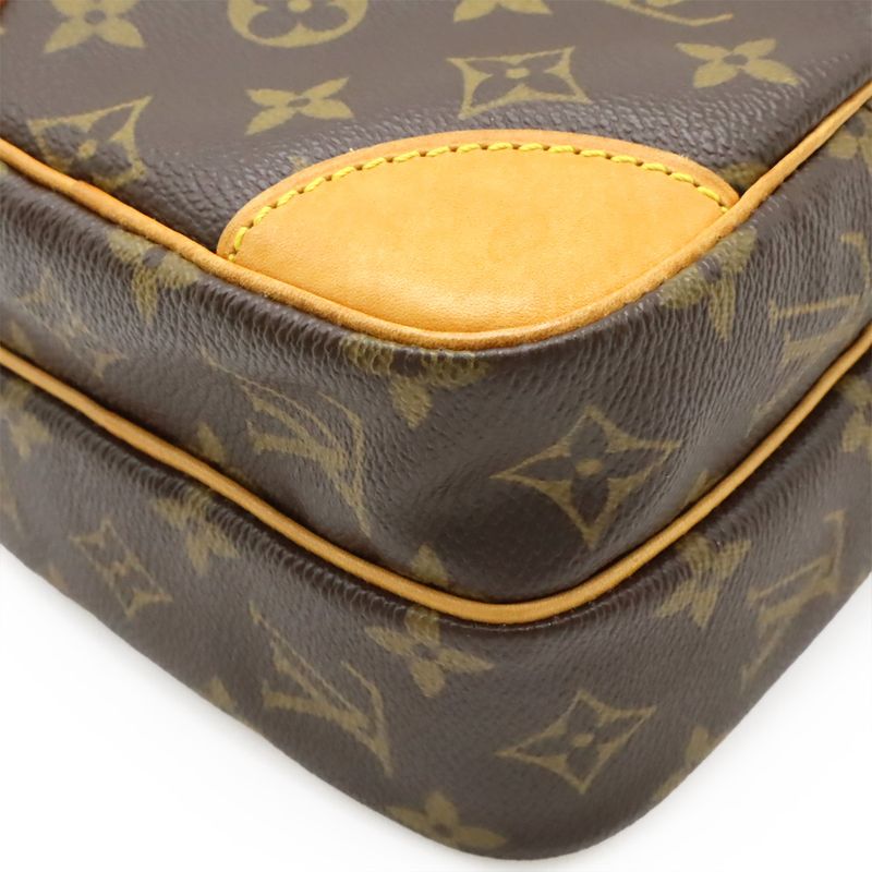 Louis Vuitton Monogram Amazon Shoulder Bag Pochette Crossbody No Sticky M45236