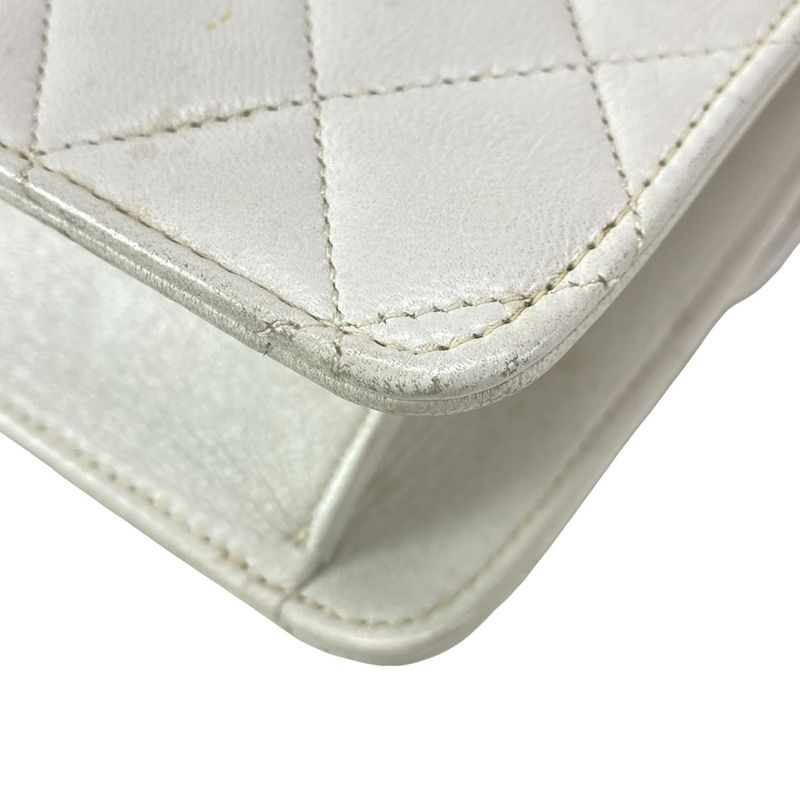 Chanel Shoulder Bag Matelasse /double Coco White 2way/gold Hardware /chain