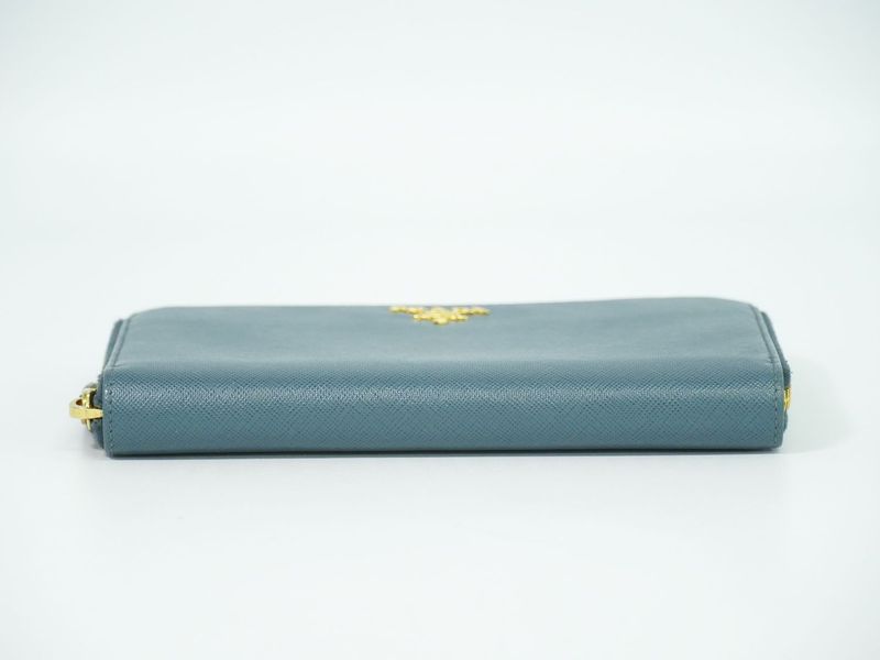 Authentic Prada Saffiano Leather Round Zipper Long Wallet Long Wallet Blue