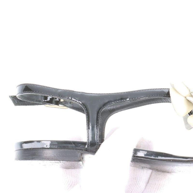 Chanel Coco Mark Camellia Patent Leather Sandals Women's 35C Black And Ivory