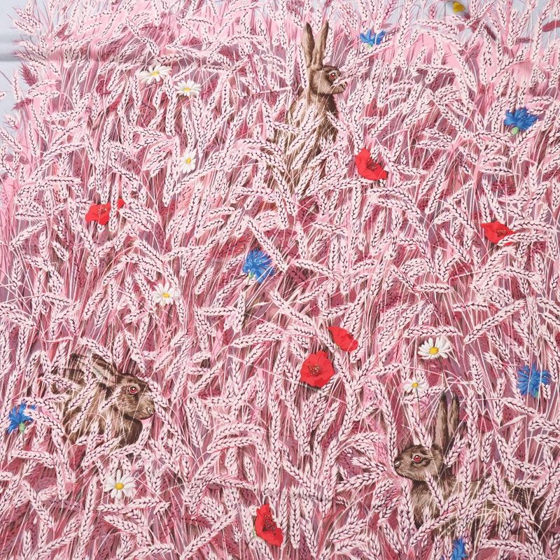Hermes Lapins DANS UN Champ DE Scarf Carré 90 Flowers Rabbit All Silk Shawl