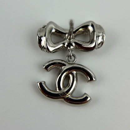 Chanel Coco Mark Accessories Ribbon Earrings Silver B18P Vintage Ladies