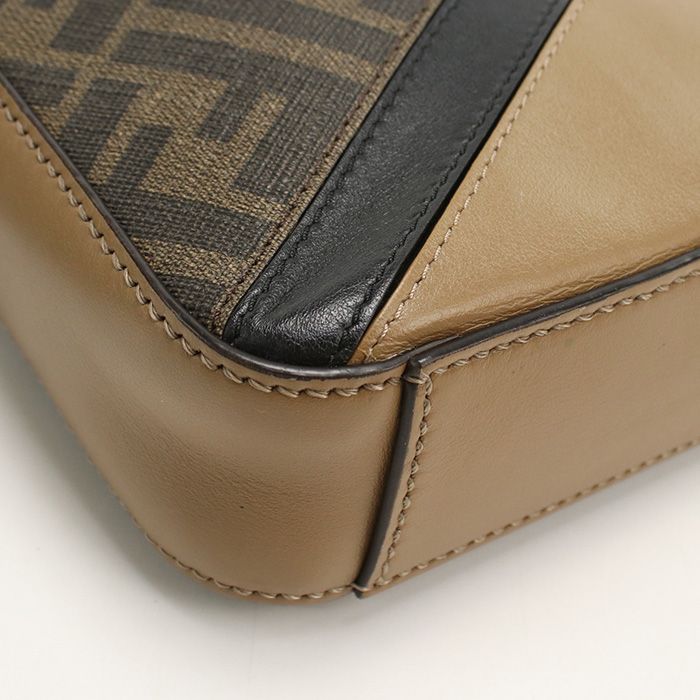 Fendi Camera Case Diagonal 7m0286 Crossbody Shoulder Bag PVC Leather Men's