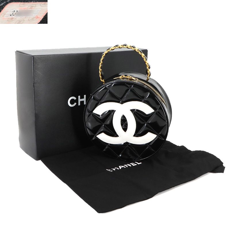 Chanel Matelasse Round Vanity Hand Bag Enamel Black White Vintage Gold Hardware