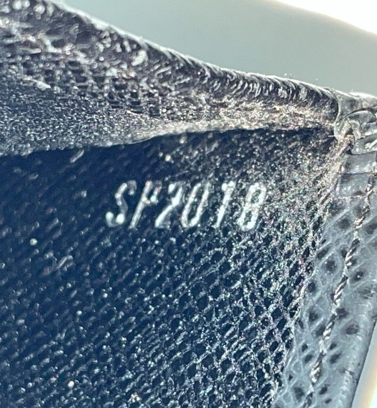 Louis Vuitton Taiga Portefeuille Florine Ardoise Compact Wallet Folded M31112