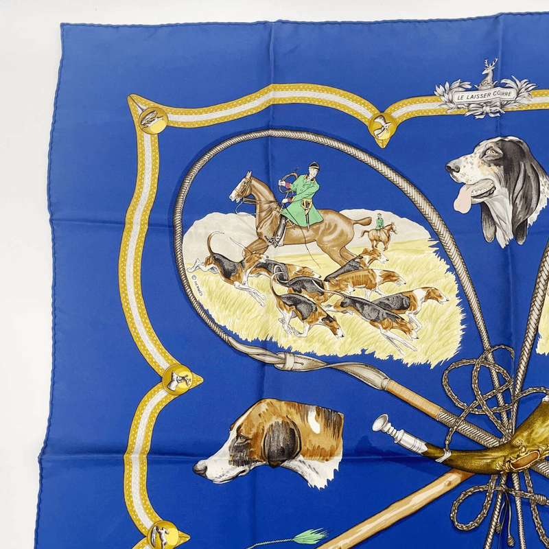 Hermes Carre 90 LE Laisser Courre Hound Blue 100% Silk Scarf