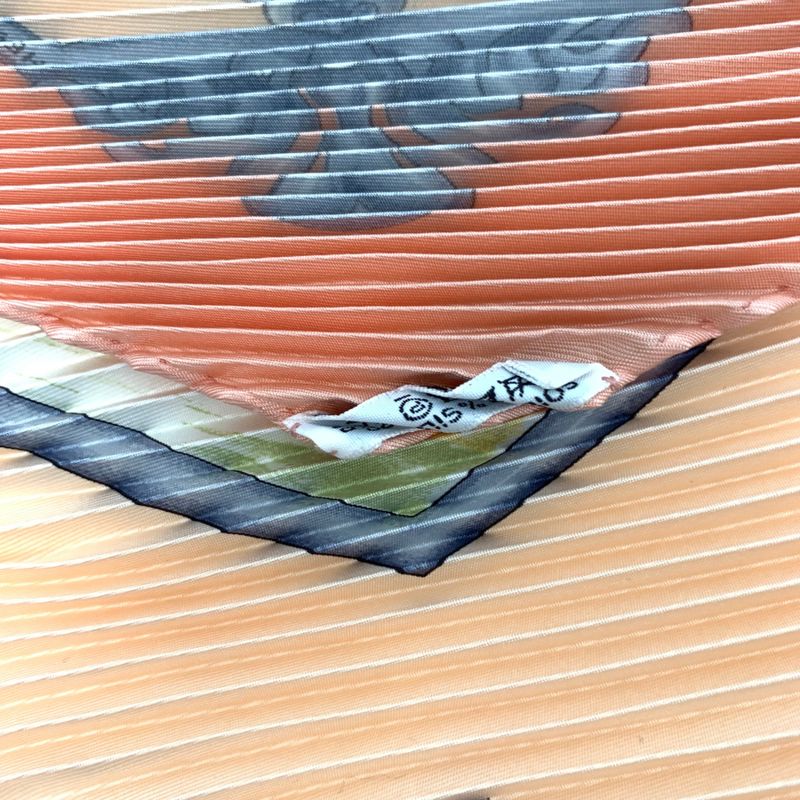 Hermes Pleated Carre 90 Mughal Dynasty Horse LES Chevaux DES Moghols Silk Scarf