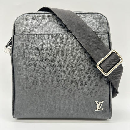 Louis Vuitton M30265 Messenger PPM Shoulder Bag Taiga Black Ladies Men