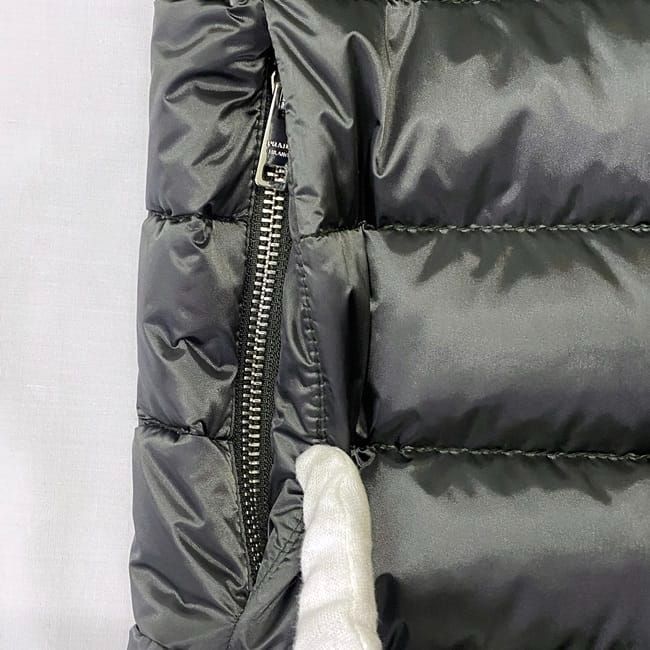 Prada Down Jacket Ec21438 Khaki Green Tessuto