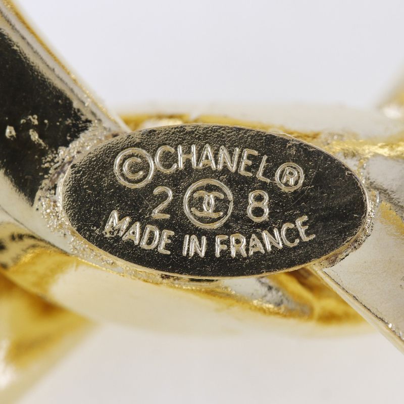 Chanel Gold Plated 28 Ladies 67.3g Bangle