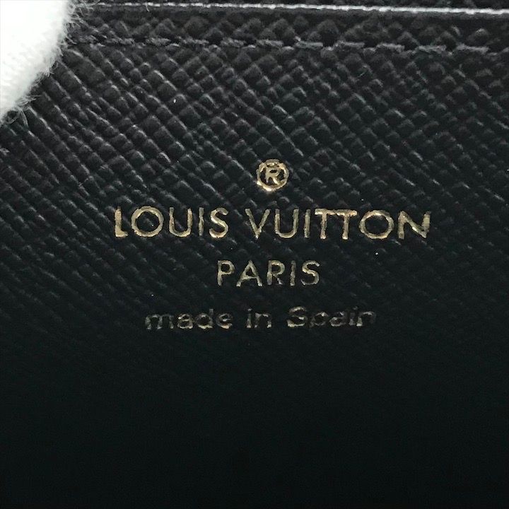 Louis Vuitton Monogram Giant Reverse Zippy Wallet
