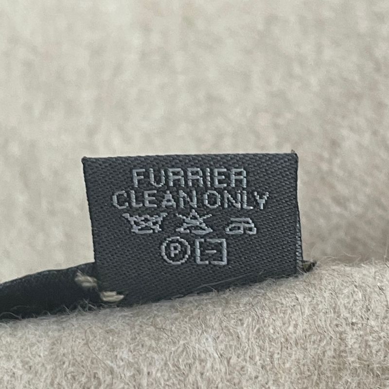 Fendi Stole Scarf Cashmere Sable Blawan With Storage Bag