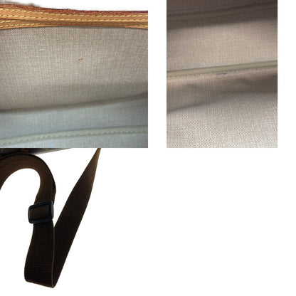 Louis Vuitton Reporter PM Shoulder Bag